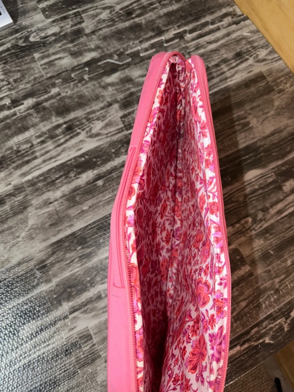 Vera Bradley Laptop Organizer in Rouge Rose NWT